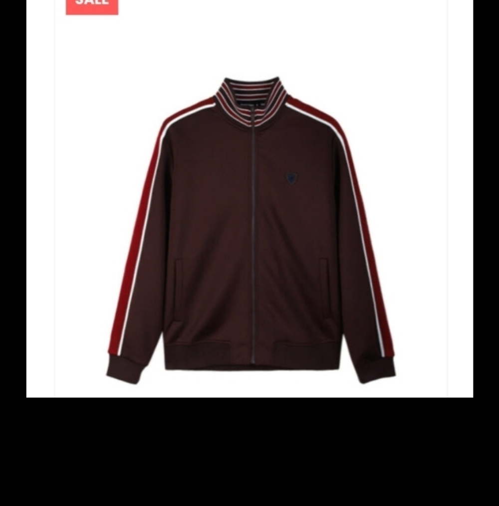 I HAVE 2 DEFREND SIZE LARGE AND XLG MEN SET'S  VERY NICE COLORS
